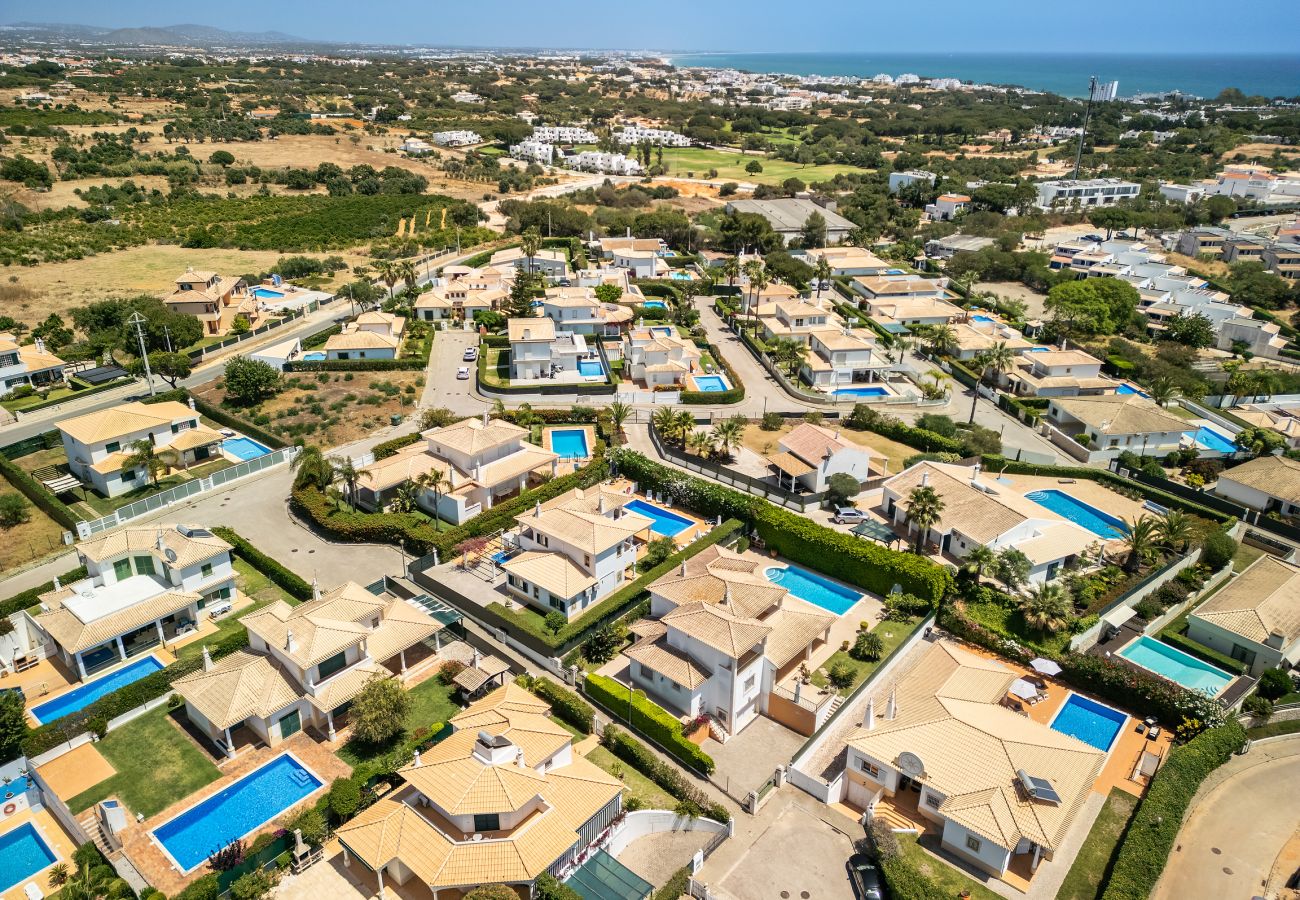 Villa em Albufeira - Villa Ericeira OCV - Piscina Privada ideal Crianças