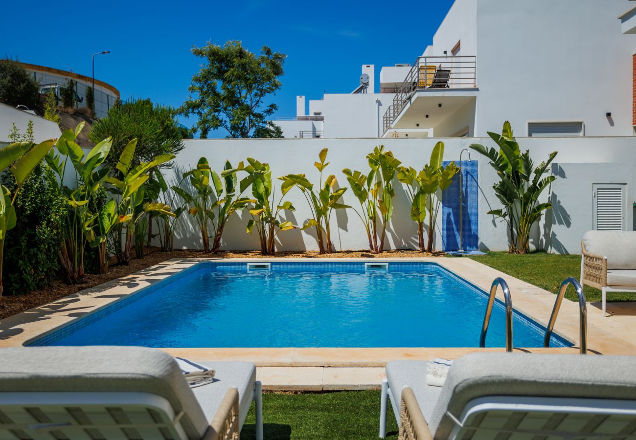 Villa em Albufeira - Villa Jute OCV - Piscina privada e garagem