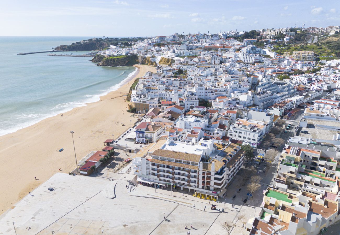 Apartamento em Albufeira - On the Beach Apartment OCV