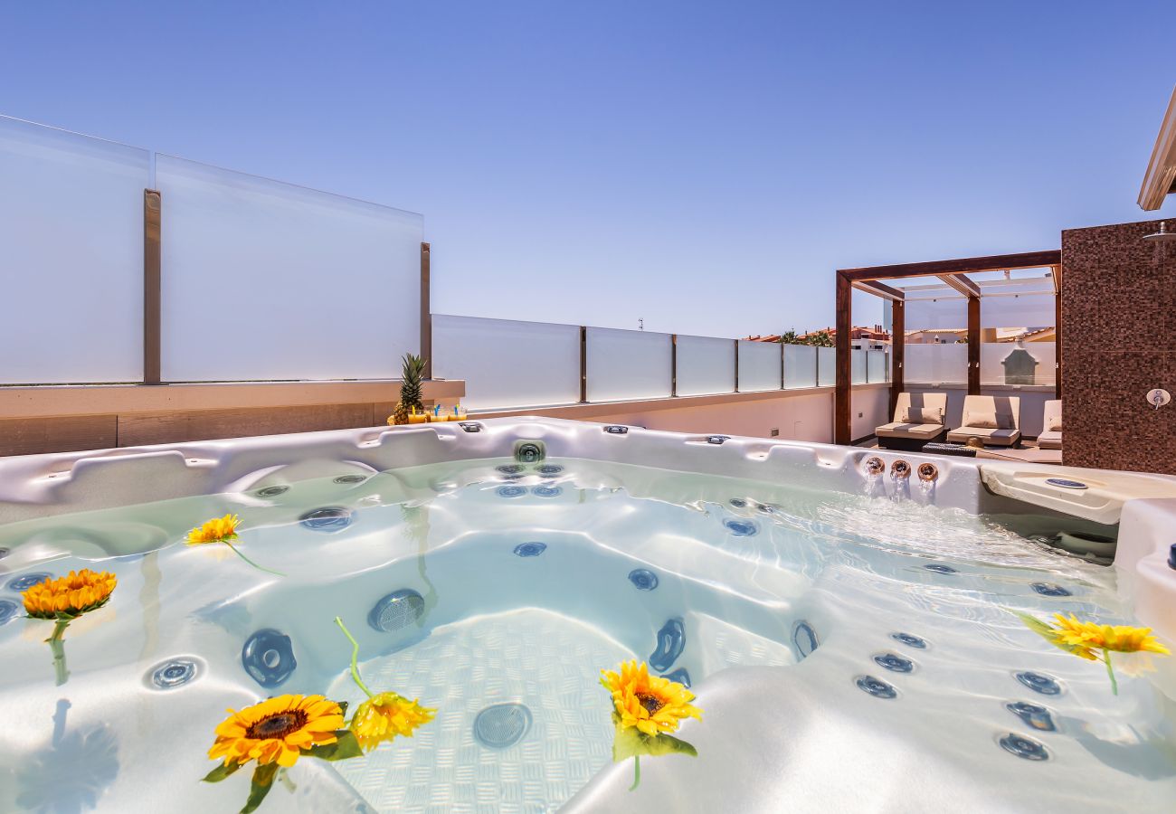 Villa in Albufeira - Villa Sunflower OCV - Pool & Jacuzzi