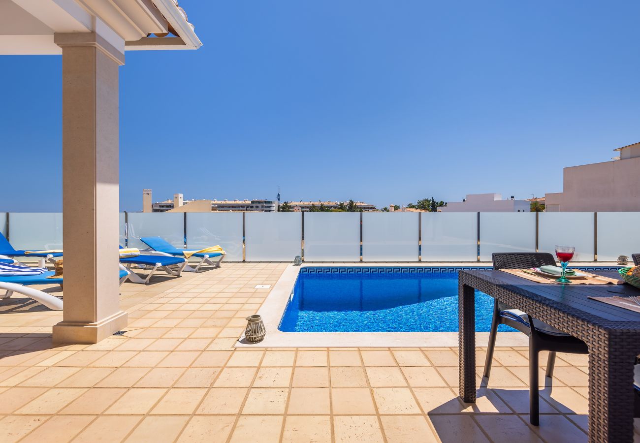 Villa in Albufeira - Villa Sunflower OCV - Pool & Jacuzzi