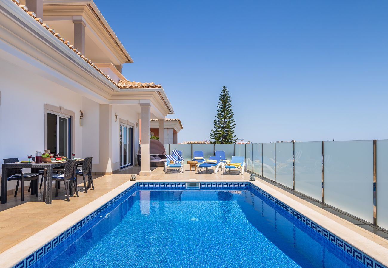 Villa in Albufeira - Villa Sunflower OCV - Pool & Jacuzzi