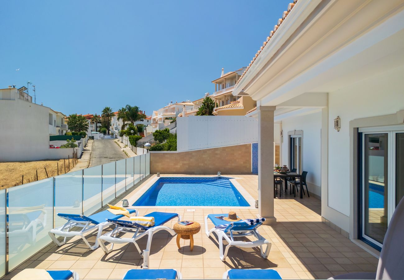 Villa in Albufeira - Villa Sunflower OCV - Pool & Jacuzzi