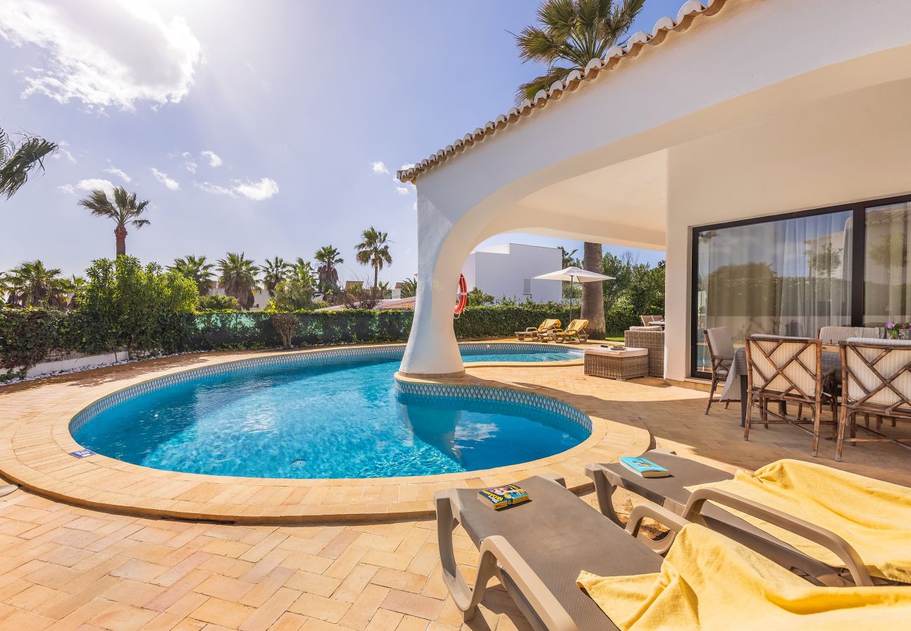 Villa in Albufeira - Villa Coral OCV - Pivate with pool Sao Rafael beach 