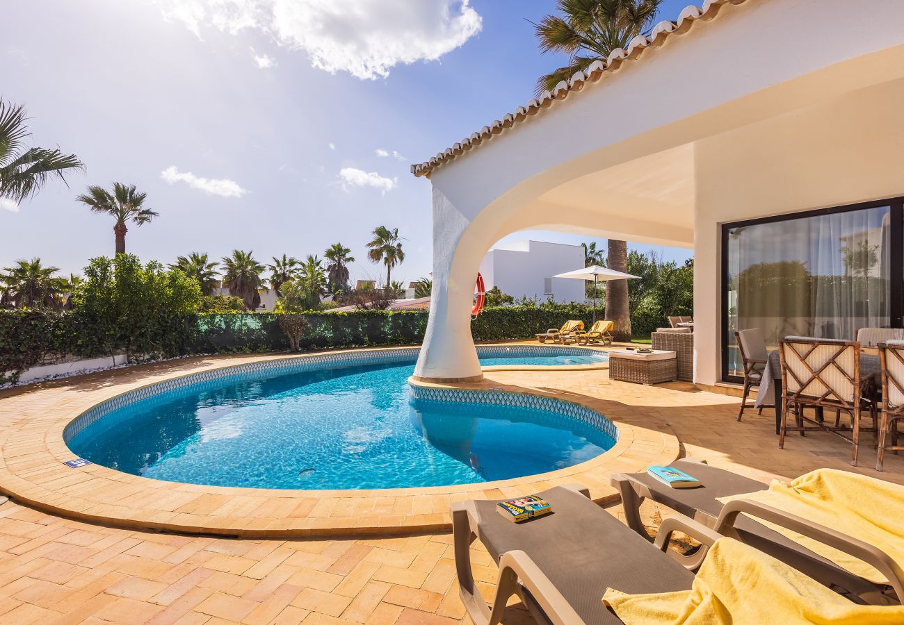 Villa in Albufeira - Villa Coral OCV - Pivate with pool Sao Rafael beach 